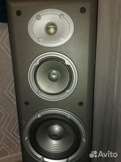 Продам JBL E80