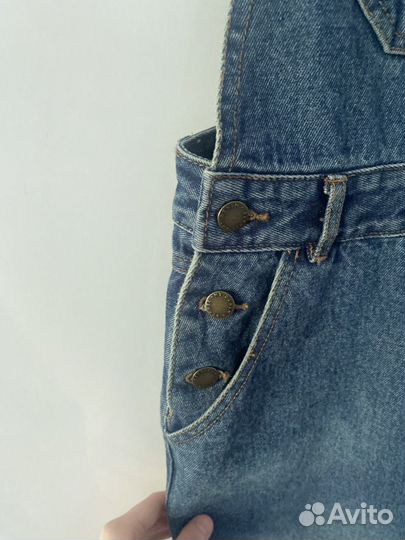 Джинсовый комбинезон