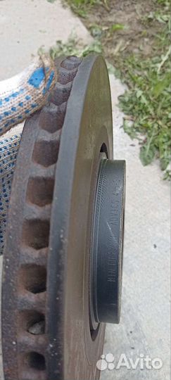 Тормозной диск правый lexus gs 334мм