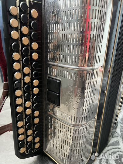 Продаю баян