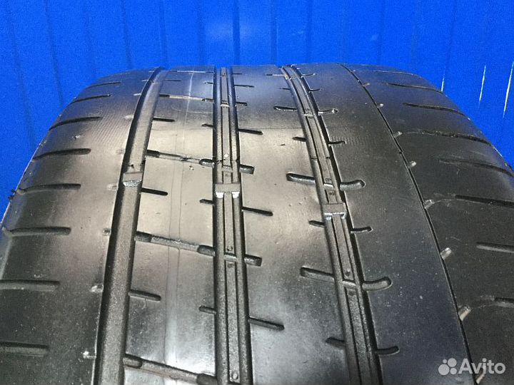 Pirelli P Zero 275/35 R19