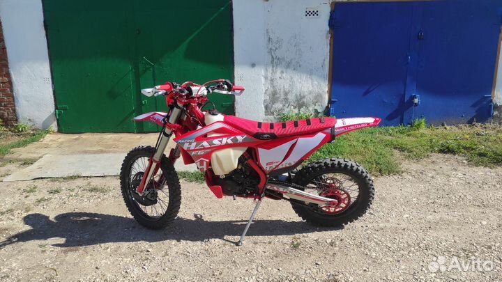 Мотоцикл hasky