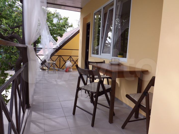 Комната 18 м² в 1-к., 1/2 эт.