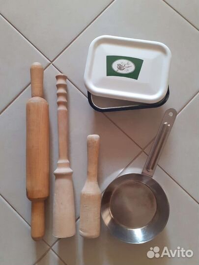 Товары для кухни из натурального дерева