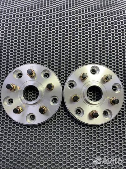 Проставки 5х139.7 - 5х114.3 25мм Переходные Нива