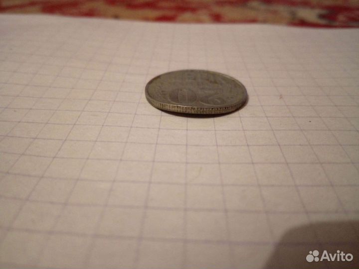 Продам монету заводской брак