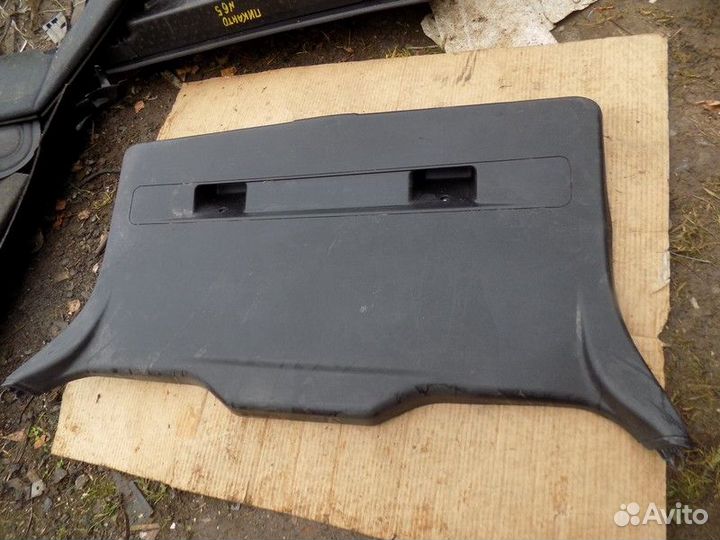 Обшивка двери багажника Zafira (F75) 1999-2005