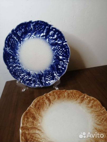 Стройфаянс редкие рельефные 4 тарелочки