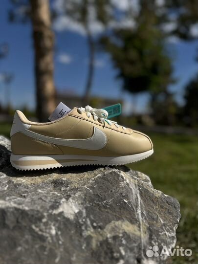 Кроссовки nike cortez