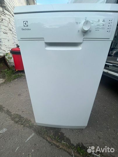 Посудомоечная машина Electrolux 45