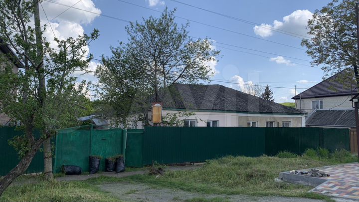 Дом 250 м² на участке 9 сот.