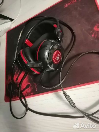 Игровые наушники с микрофоном