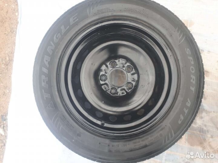 Triangle Sports TH201 215/60 R16 19H