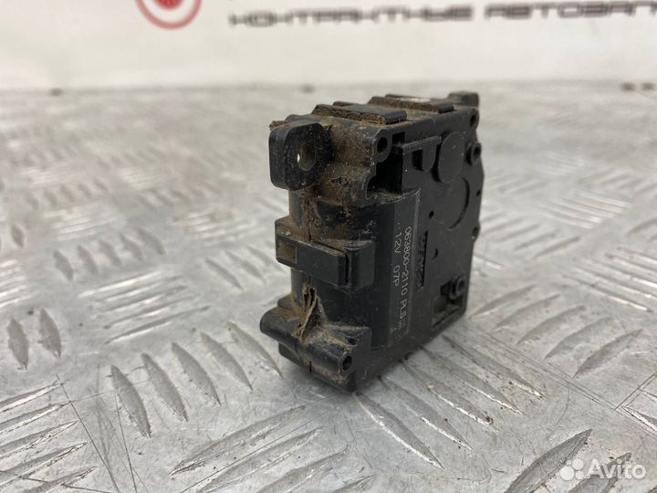 Б/У Сервопривод заслонки печки (моторчик