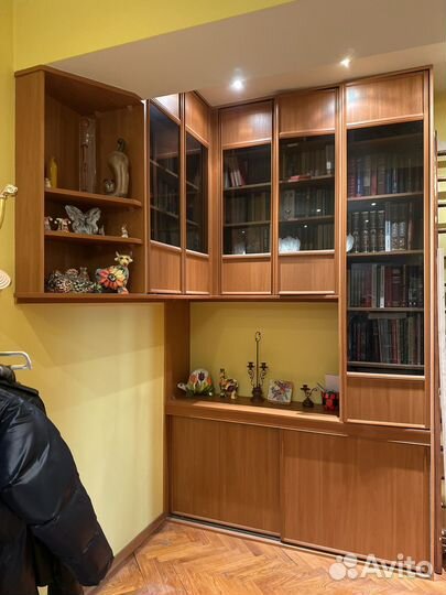Книжный шкаф бу