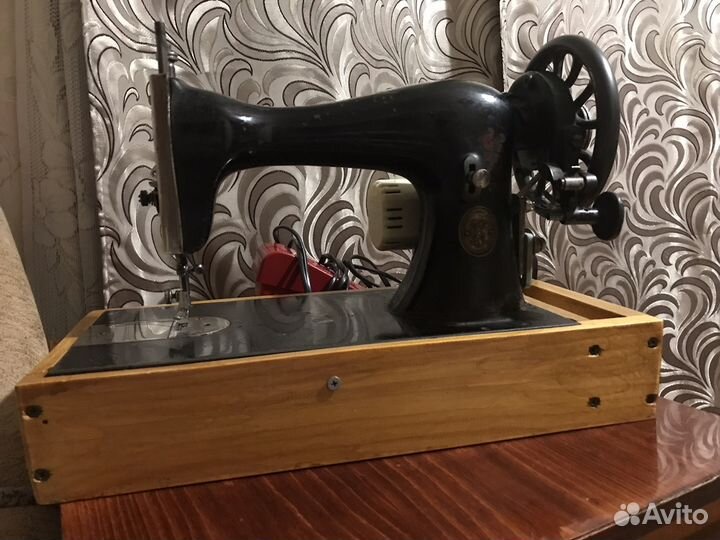 Швейная машинка