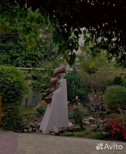 Скульптура белка