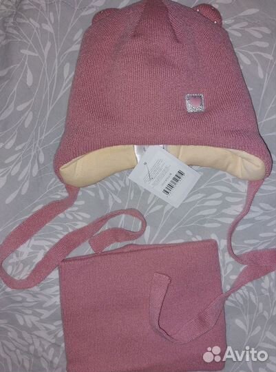 Комплект шапка и шарф для девочки новый