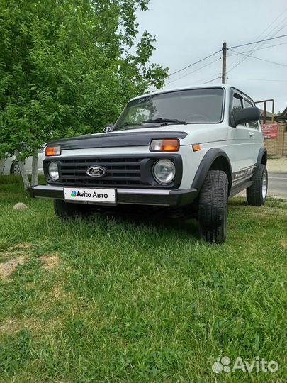 LADA 4x4 (Нива) 1.7 МТ, 2000, 150 000 км