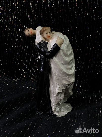 Статуэтки для торта