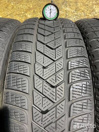 Pirelli Scorpion Winter 215/65 R17