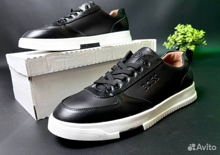 Кроссовки Boss комфортные