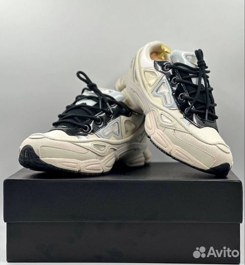 Adidas raf simons ozweego 3 cream white