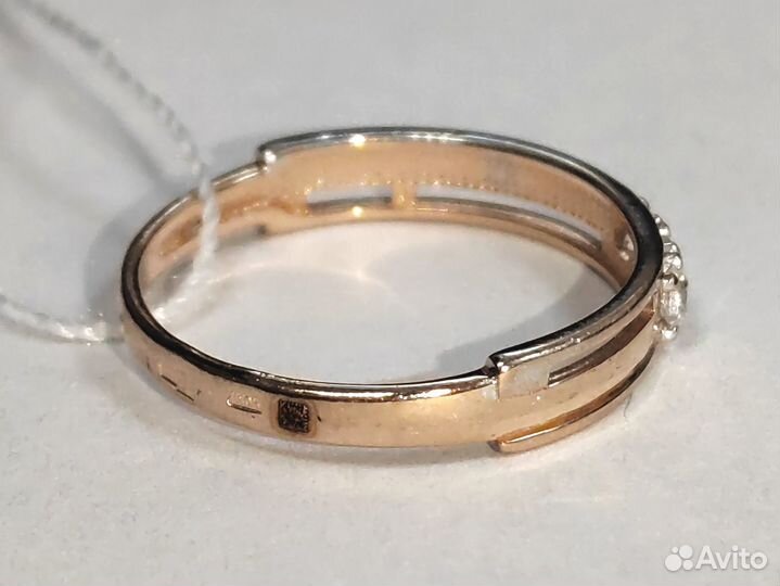 Золотое кольцо с камнем 16,5р