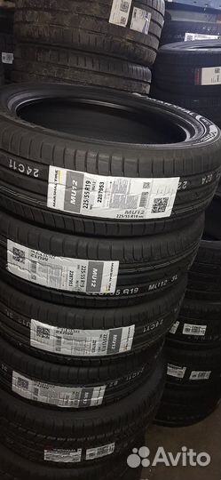 Marshal MU12 225/55 R19 99V