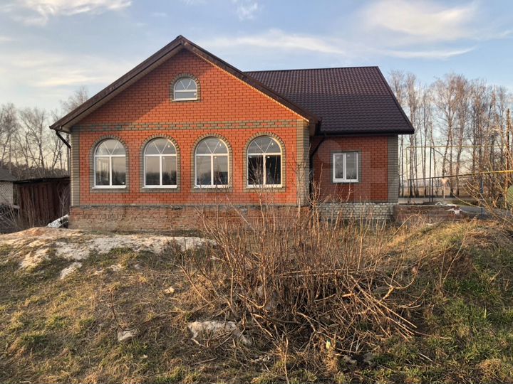 Дом 300 м² на участке 15 сот.