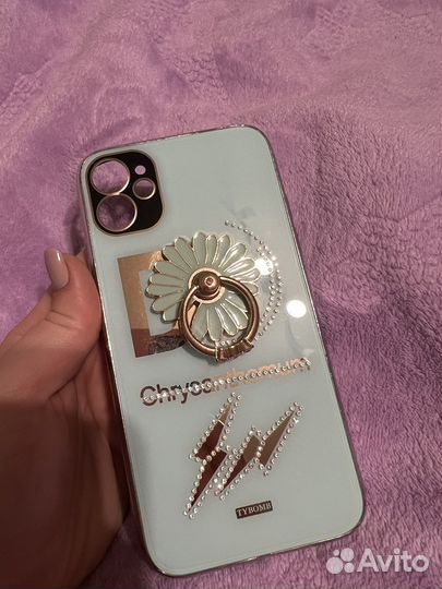 Чехлы iPhone 11