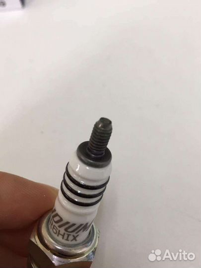 Свечи зажигания Ngk CR6HIX IUF22