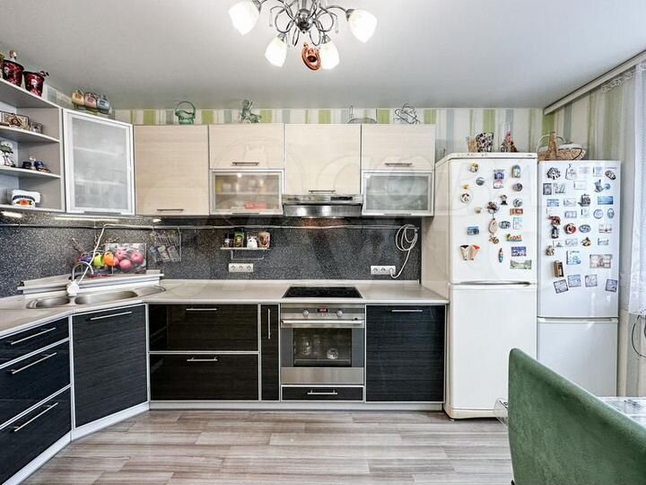 4-к. квартира, 88 м², 9/12 эт.