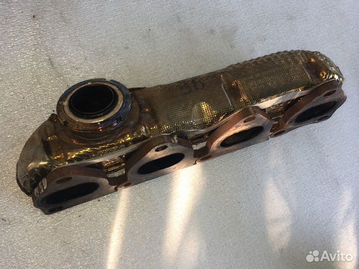 Коллектор выпускной Mercedes W213 om654