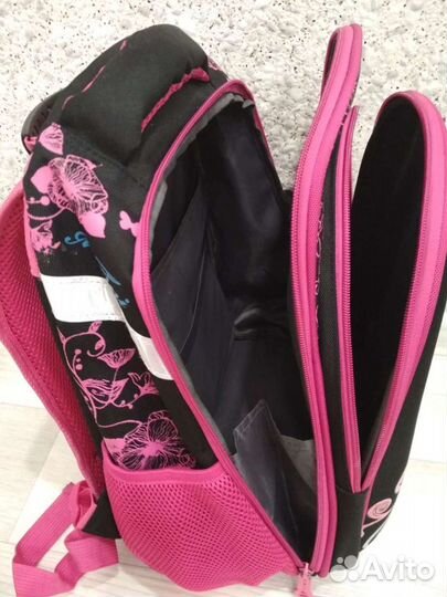 Рюкзак школьный