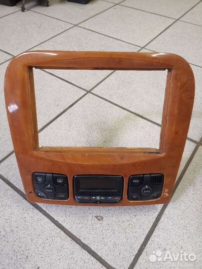 Накладка торпедо Mercedes w220