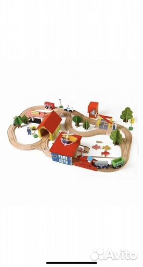 Деревянная железная дорога новая