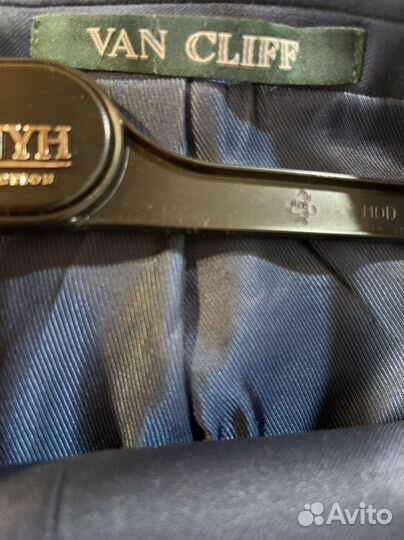 Костюм на мальчика новый, школьная форма