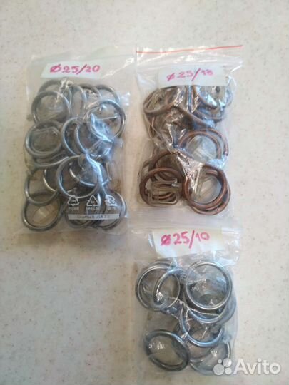 Кольца для карнизов и штор с крючками 