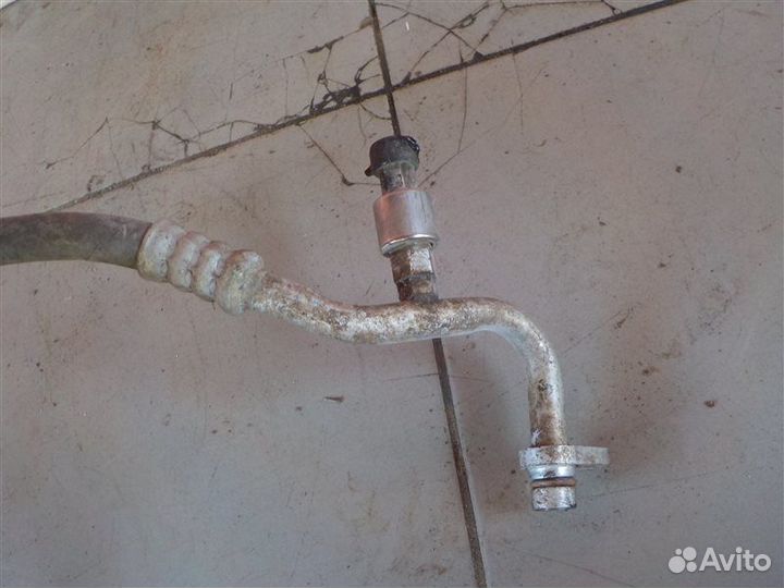 Трубка кондиционера LADA Largus KS015L K7M 2018