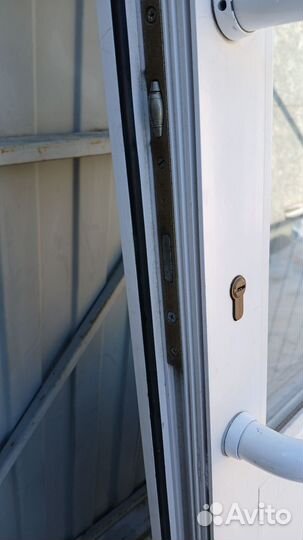 Дверь пластиковая пвх входная бу