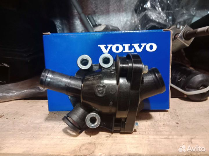 Термостат Volvo S60 S70 S80