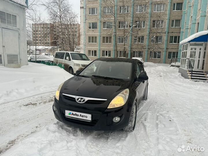 Hyundai i20 1.4 AT, 2010, 185 000 км