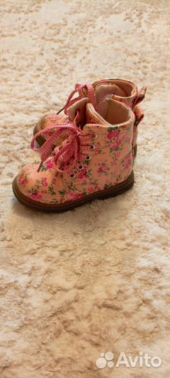 Куртка демисезонная для девочки 92