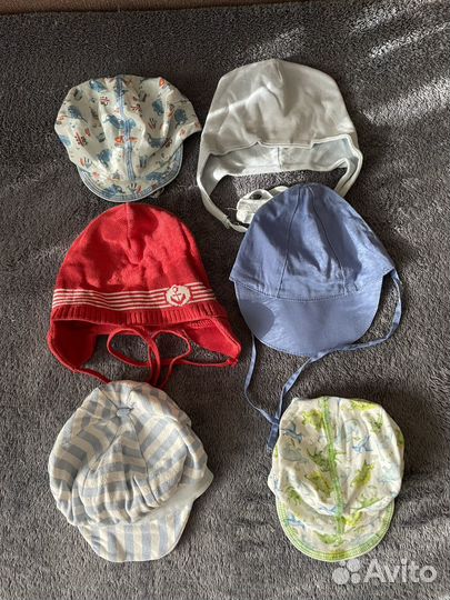 Шапочки и слюнявчики