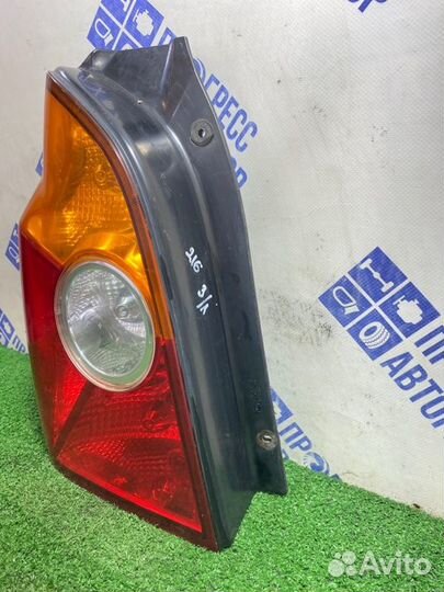 Фонарь задний левый Hyundai Terracan внедорожник