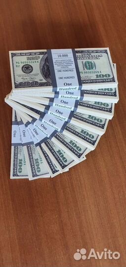 10 пачек 100 Долларов старого образца не оригинал