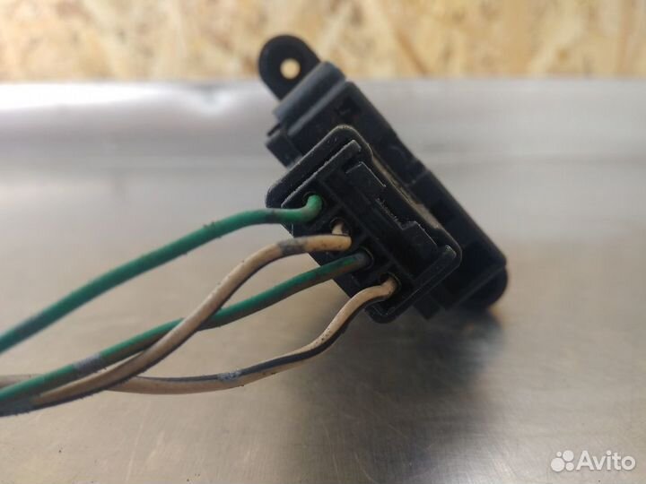 Кнопка аварийной сигнализации Faw Vita