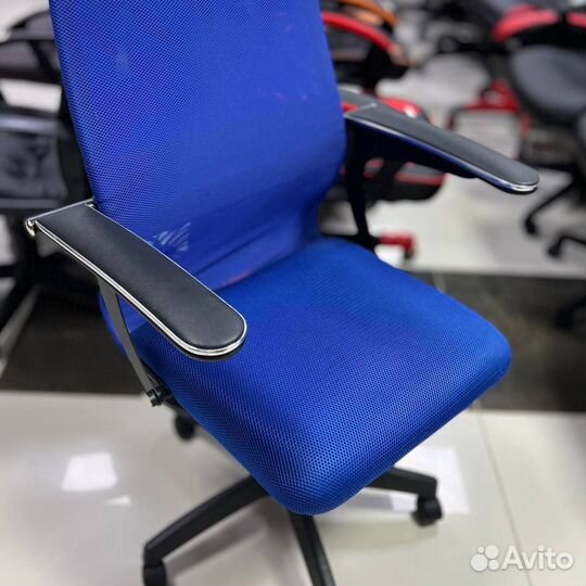 Офисное кресло SU-C-8/подл.152/осн.001 (цвета)