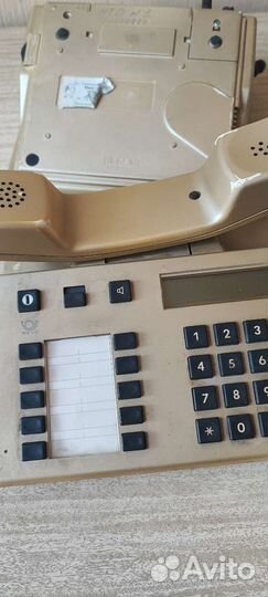 Старые кнопочные телефоны